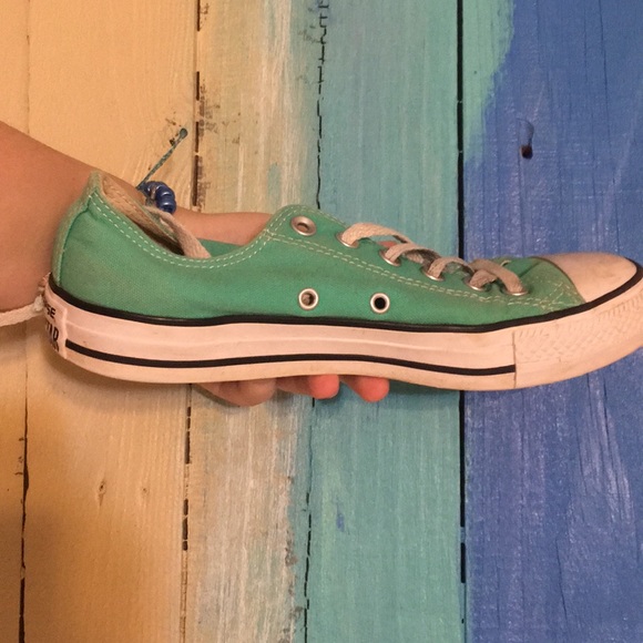 converse - Picture 3 of 5